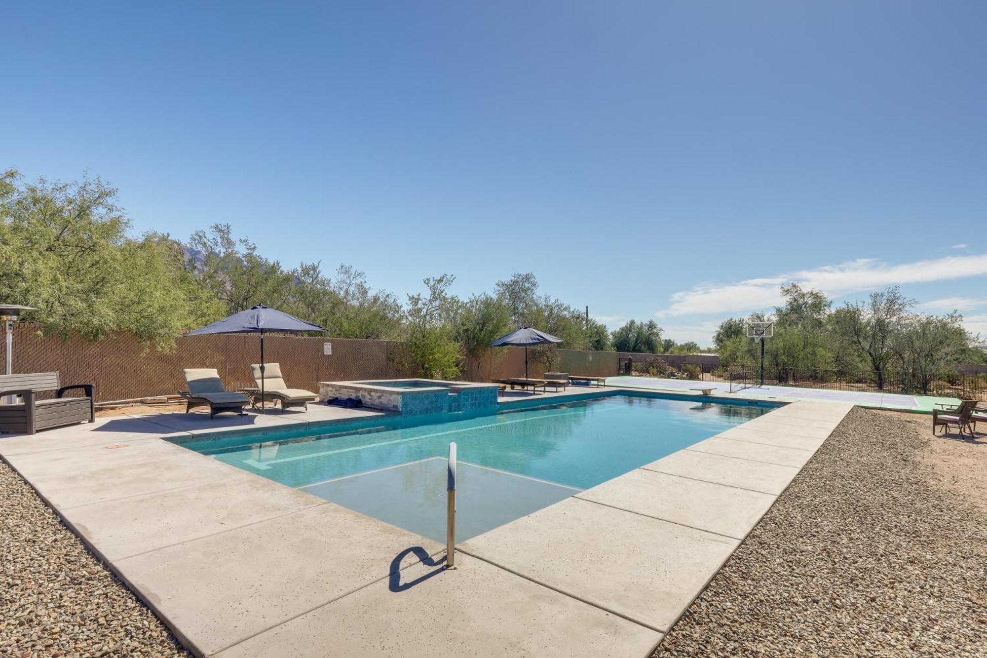 Oro Valley Retreat With Pool, Spa And Rooftop Views! エクステリア 写真